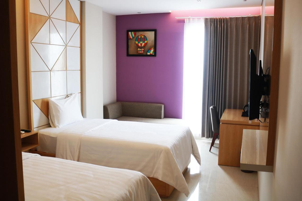Surabaya River View Hotel מראה חיצוני תמונה