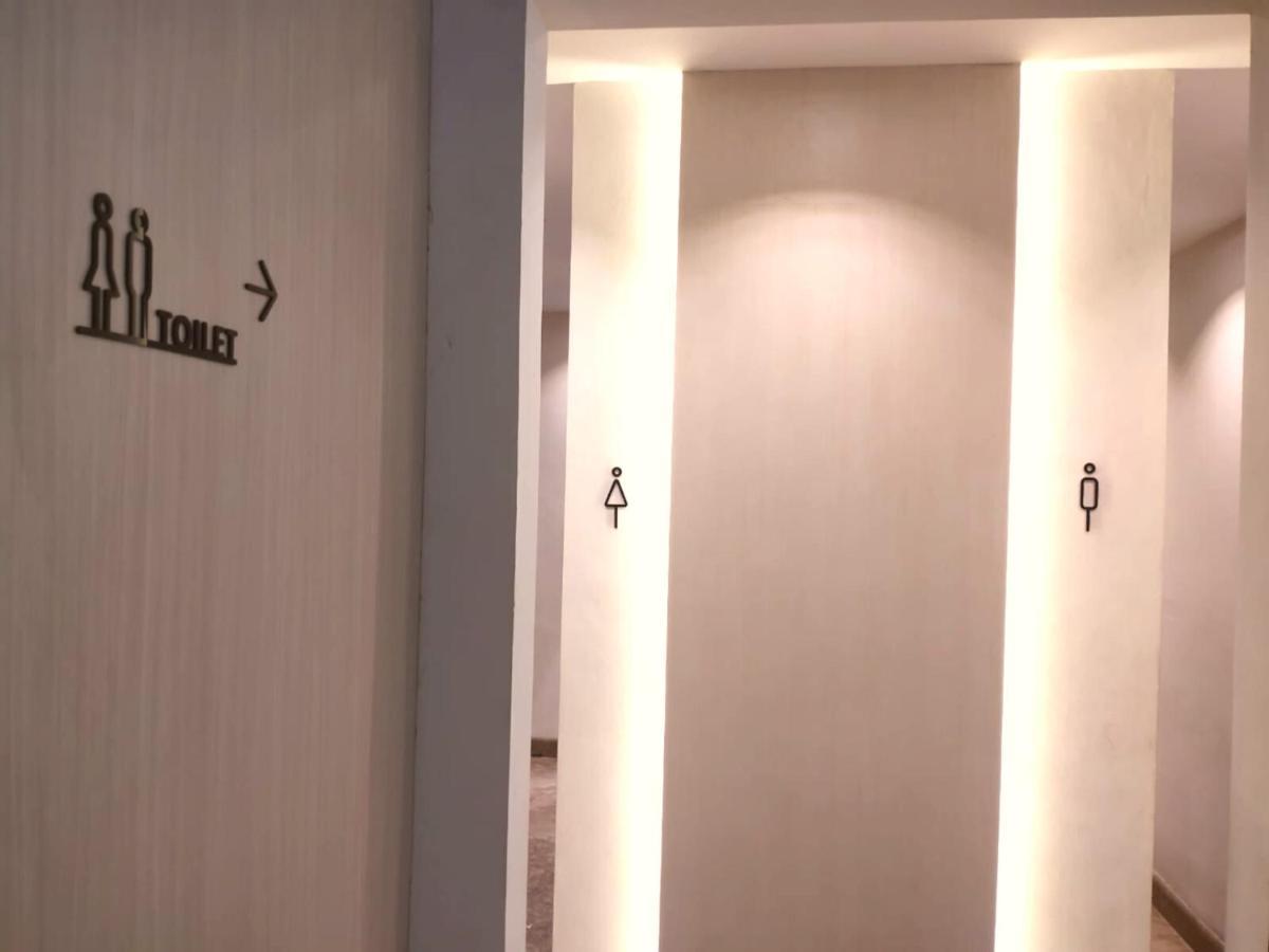 Surabaya River View Hotel מראה חיצוני תמונה