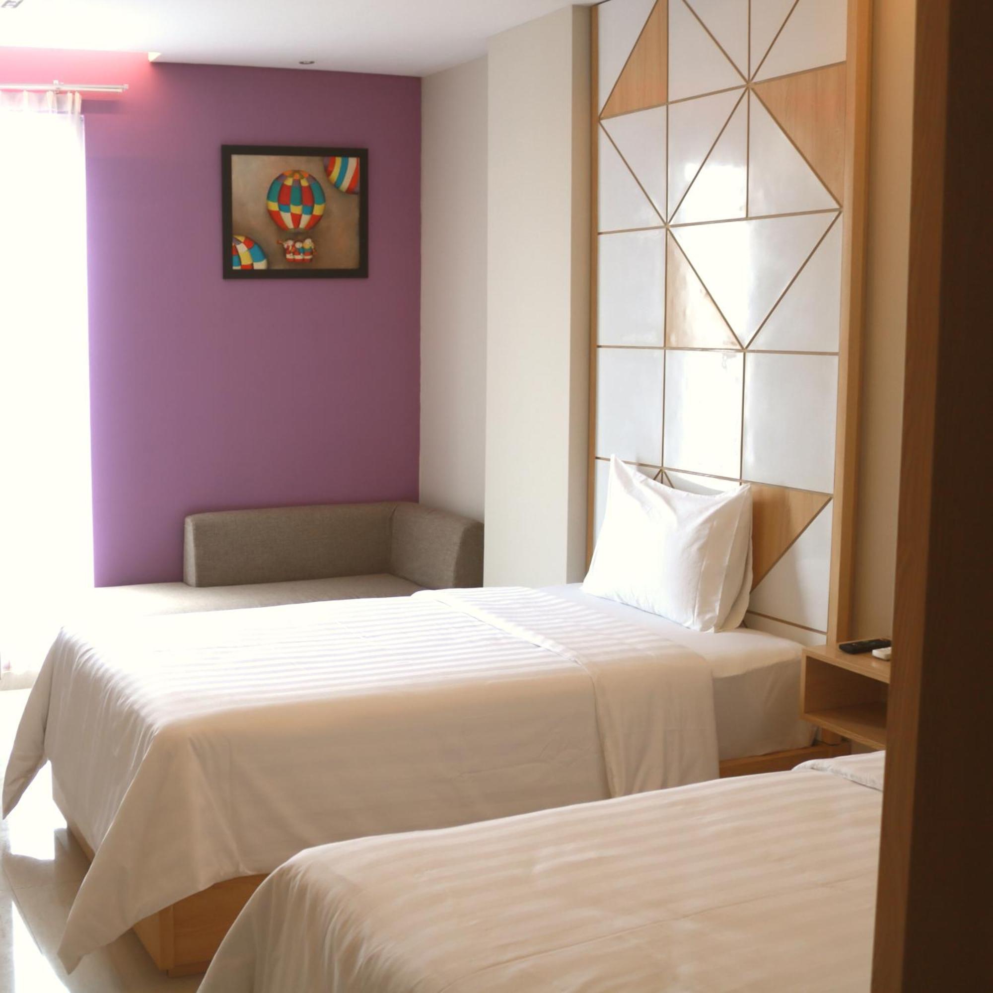Surabaya River View Hotel מראה חיצוני תמונה